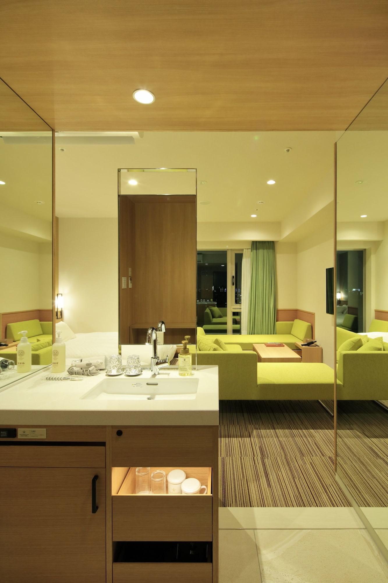 The Singulari Hotel & Skyspa At Universal Studios Japan