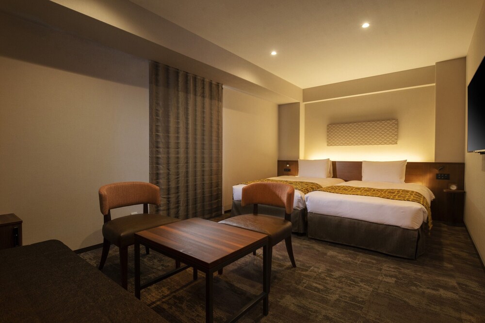 Tokyu Stay Osaka Honmachi