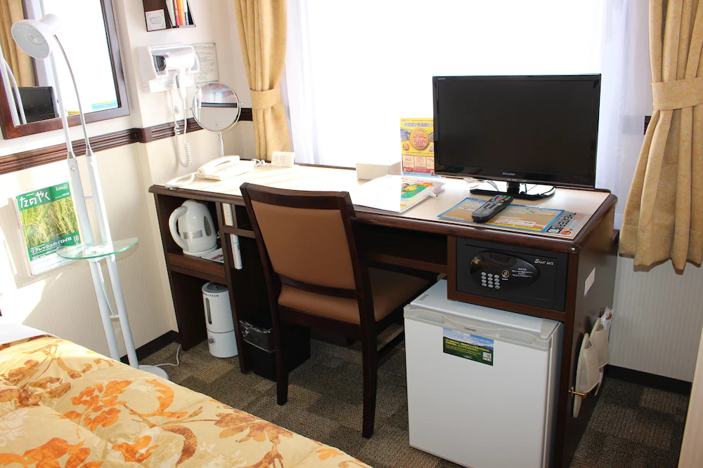 Toyoko Inn Osaka Abeno Tennoji & Hospital Inn Ichidai-byoin Mae