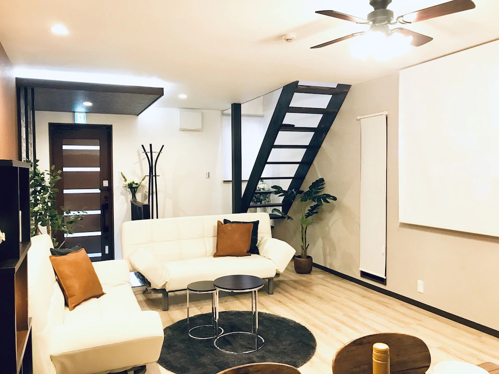 Tsuki Tsuruhashi House