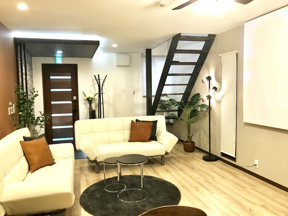 Tsuki Tsuruhashi House
