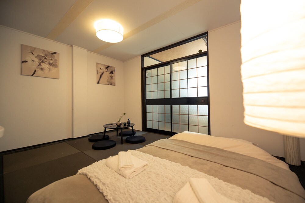 Wa Art Rooftop House Namba Station