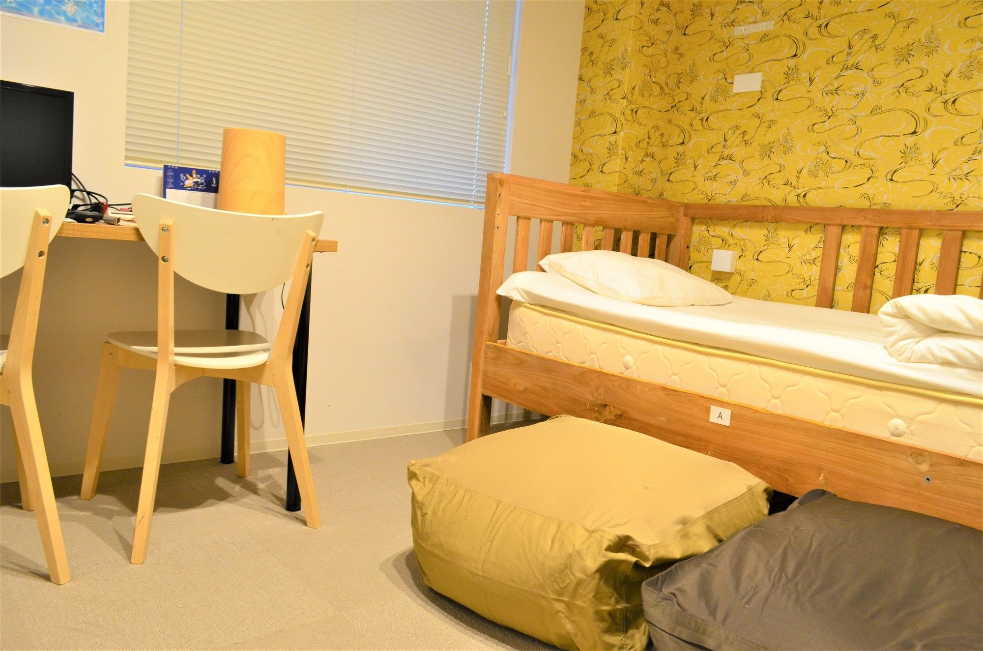 Yadokari Namba Hostel