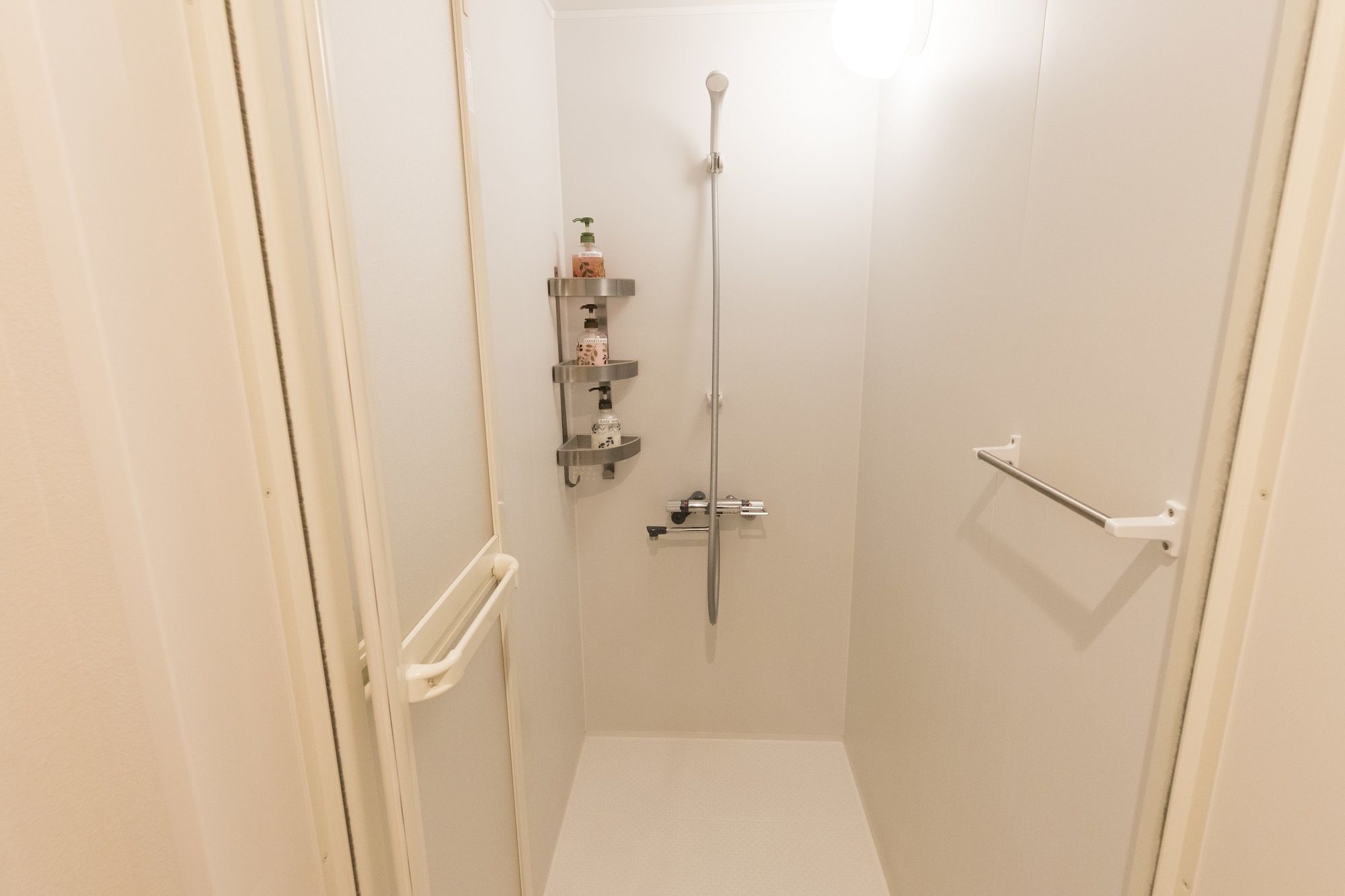 Yadokari Namba Hostel