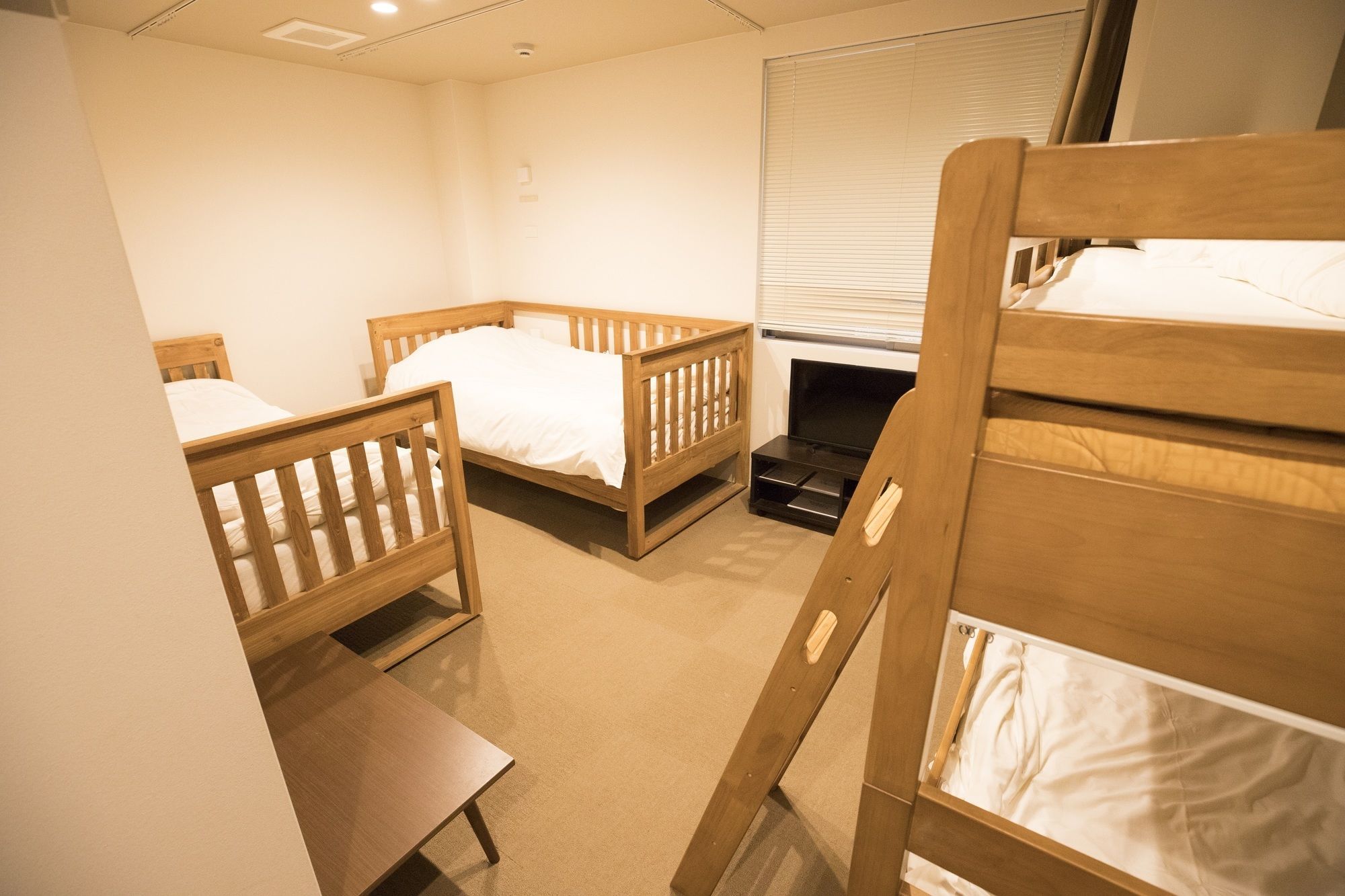 Yadokari Namba Hostel