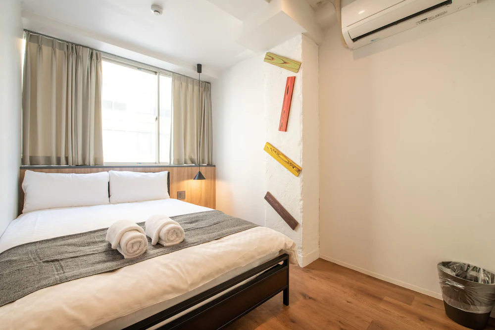 Yeah Room Namba