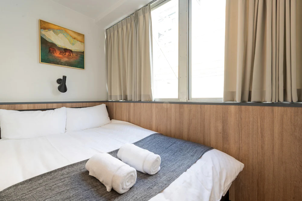 Yeah Room Namba