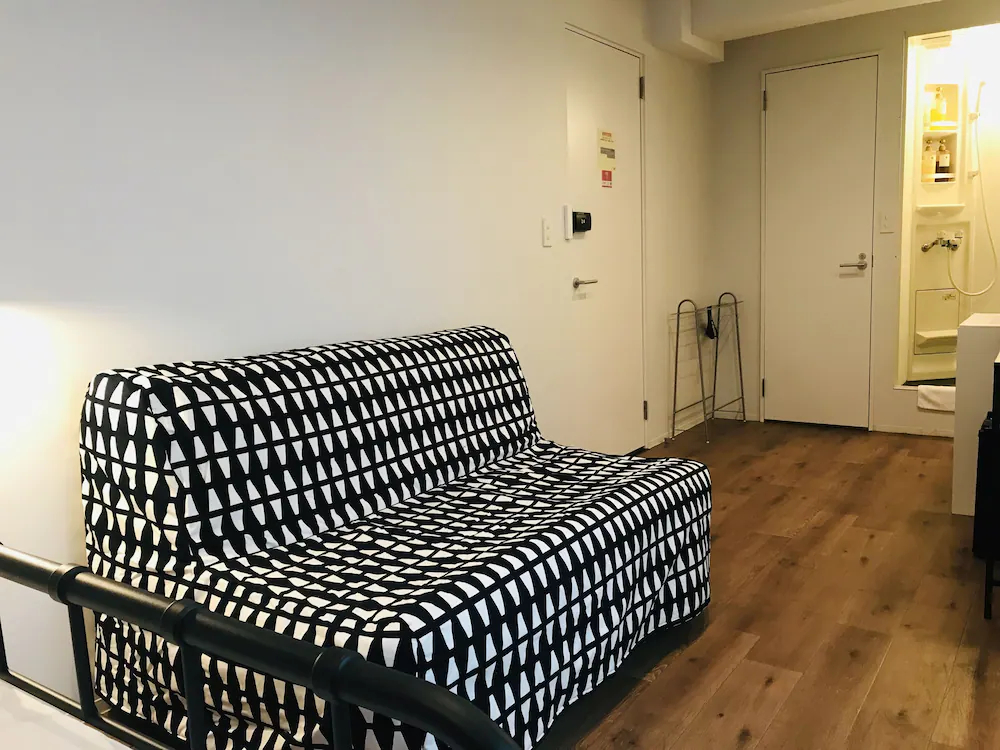 Yeah Room Namba