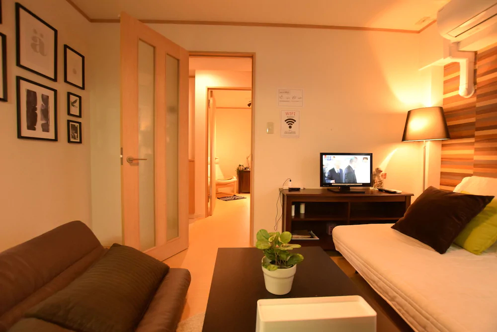 Yokoduna Hostel