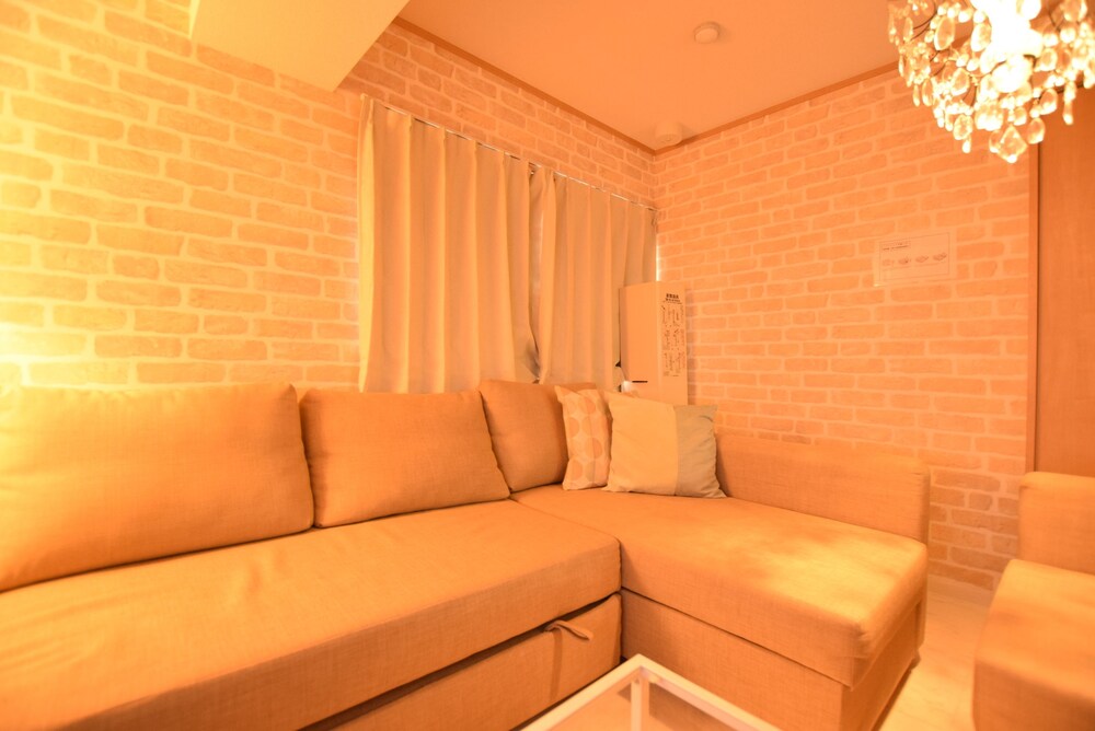 Yokoduna Hostel