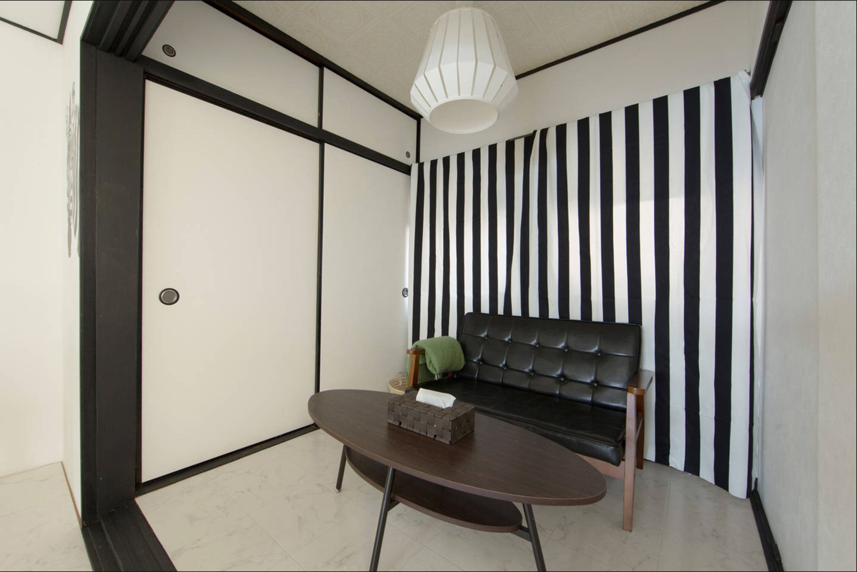 Zebrahouse Himejima