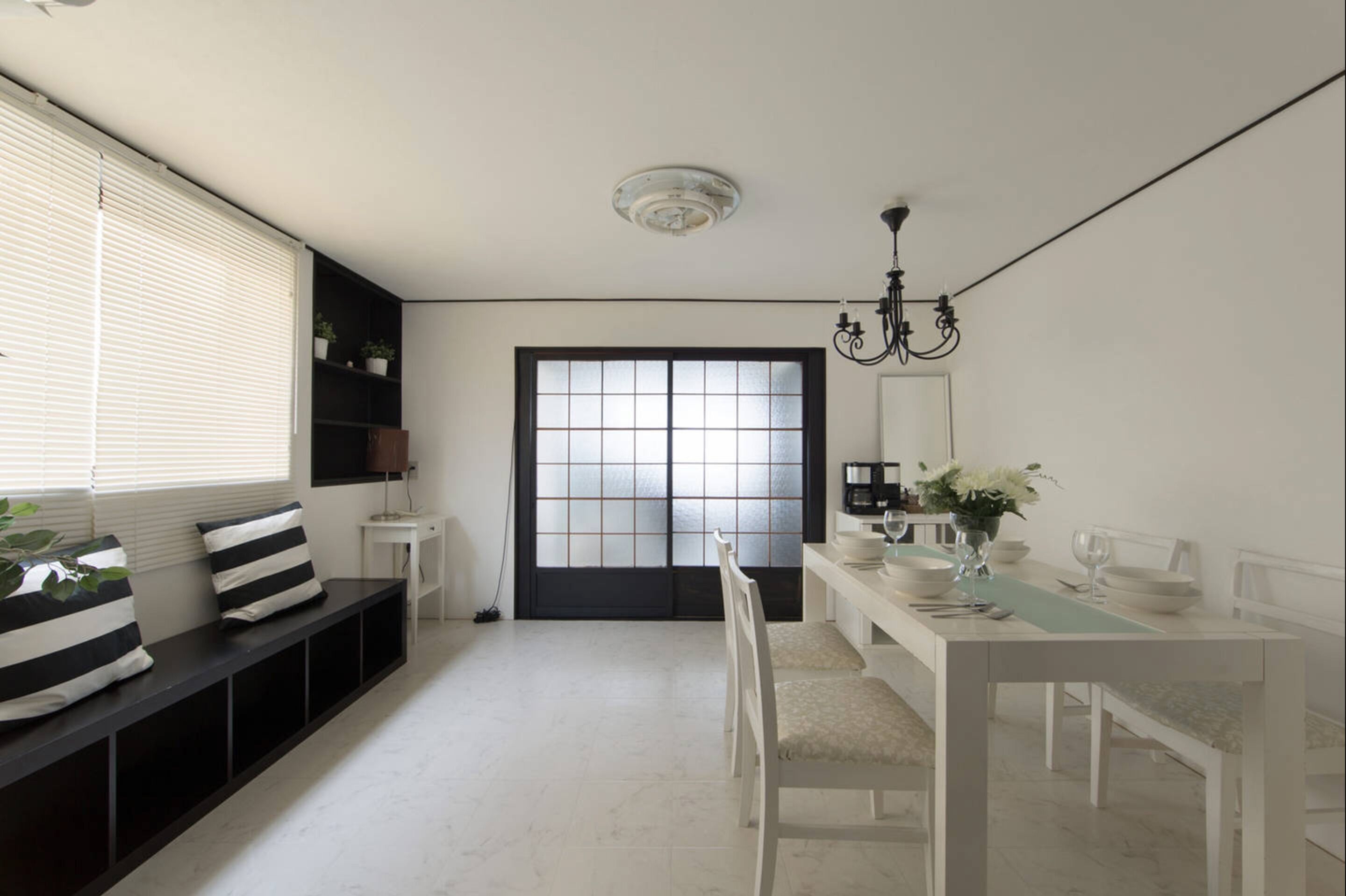 Zebrahouse Himejima