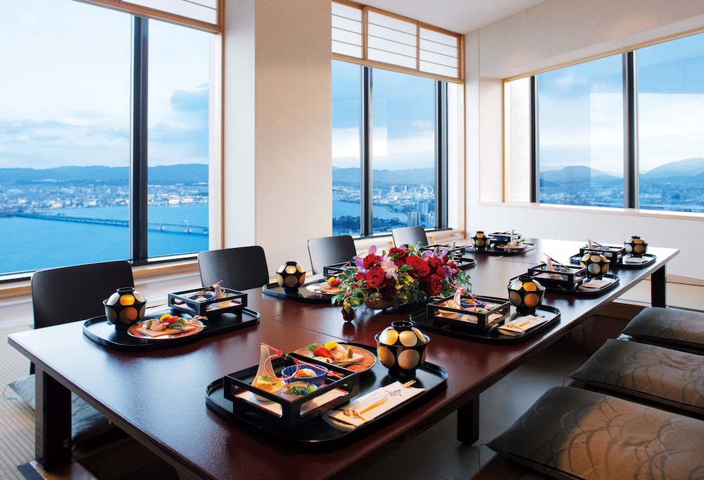 Lake Biwa Otsu Prince Hotel