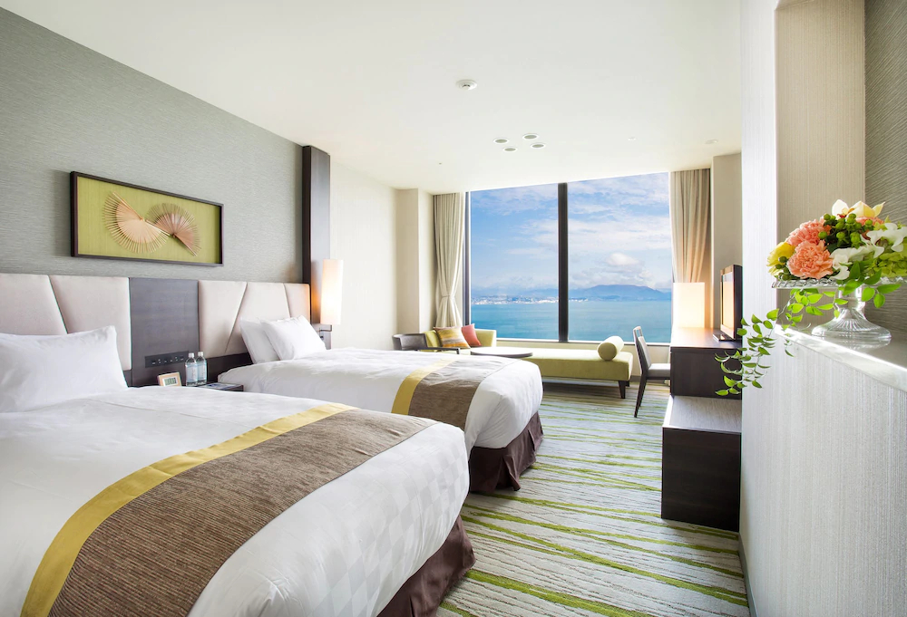 Lake Biwa Otsu Prince Hotel