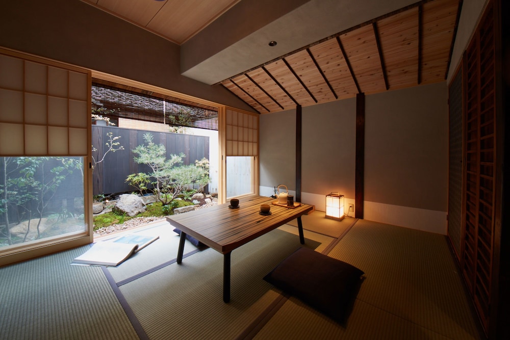 Sakainoma Kuma Guesthouse