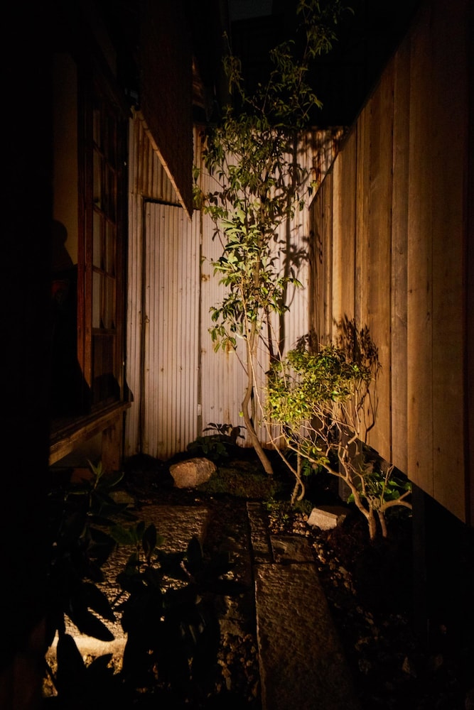 Sakainoma Kuma Guesthouse