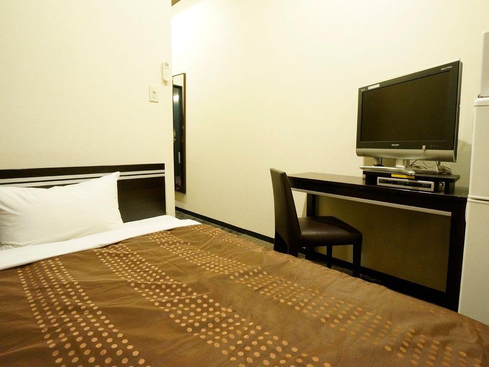 Hotel Livemax Esaka