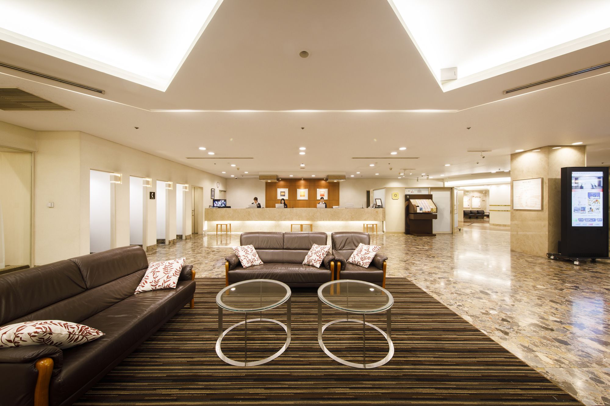 Shin-Osaka Esaka Tokyu REI Hotel