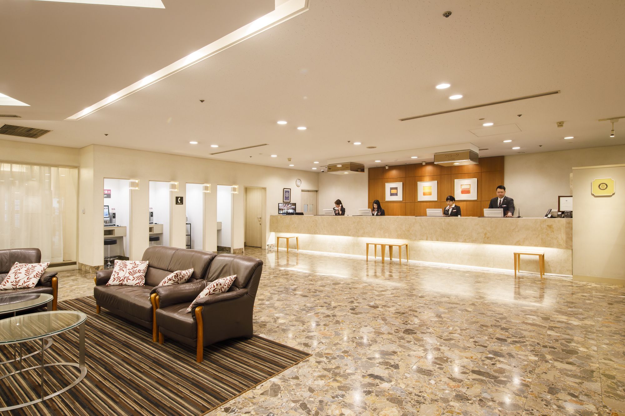 Shin-Osaka Esaka Tokyu REI Hotel
