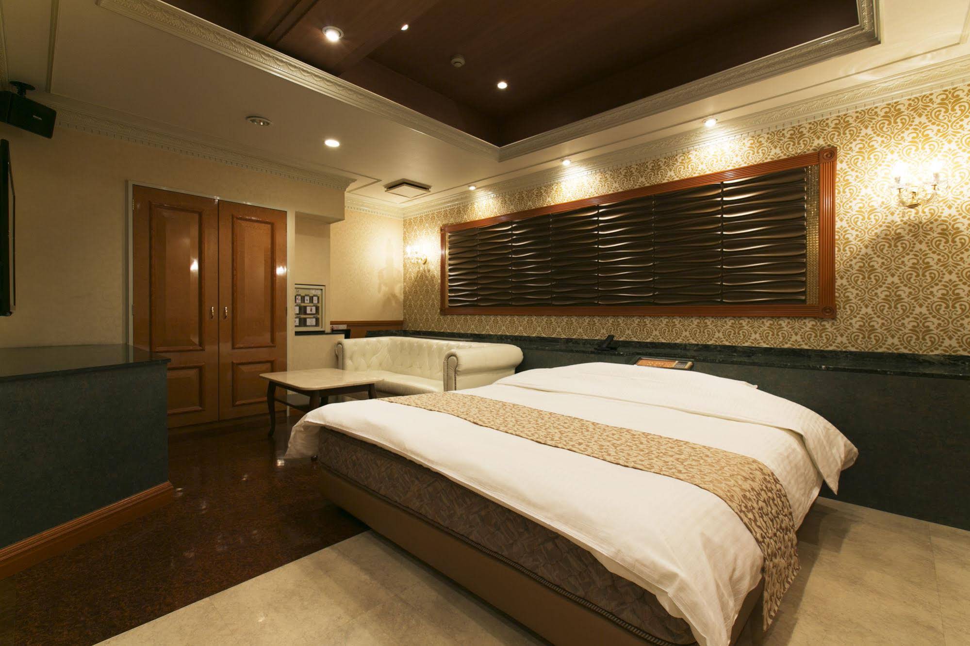 Hotel Atlantis Toyonaka Adults Only