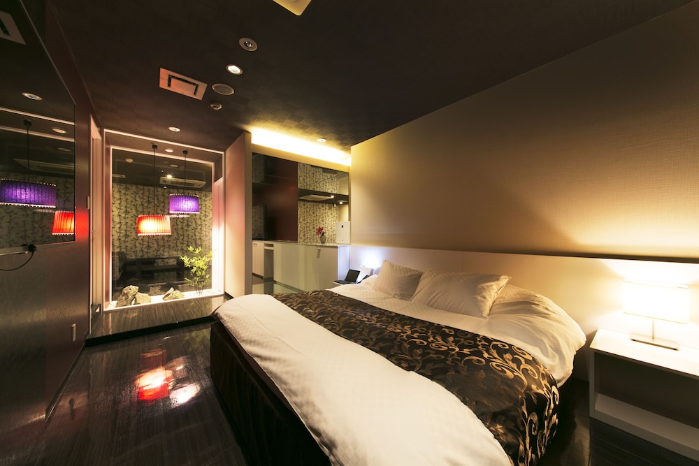 Hotel Lotus Toyonaka