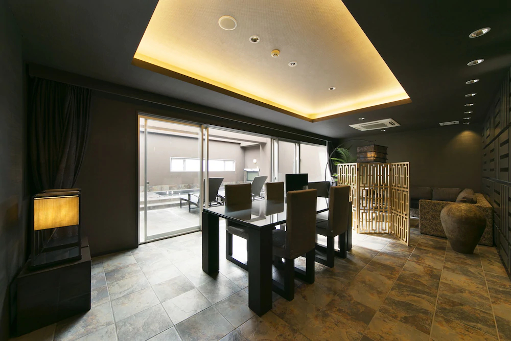 Hotel Lotus Toyonaka