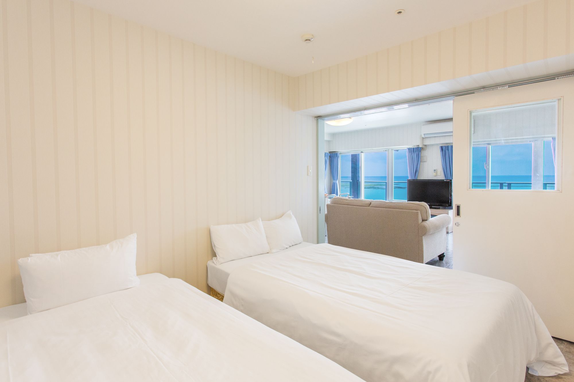Beachside Condominium