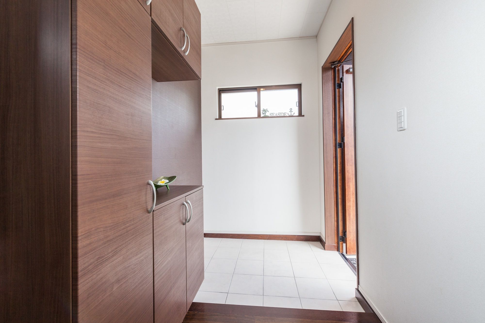 Hide House