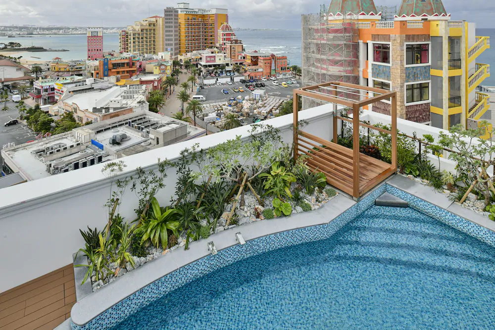Lequ Okinawa Chatan Spa & Resort