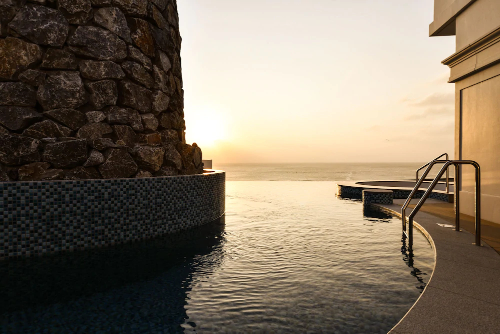 Lequ Okinawa Chatan Spa & Resort