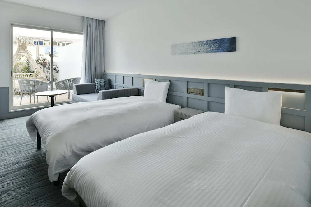 Lequ Okinawa Chatan Spa & Resort