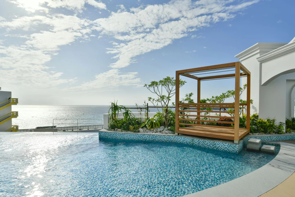 Lequ Okinawa Chatan Spa & Resort