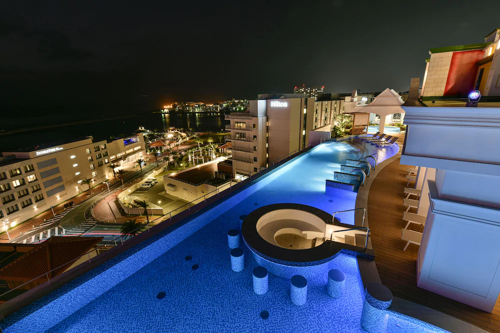 Lequ Okinawa Chatan Spa & Resort