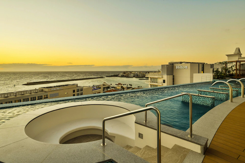 Lequ Okinawa Chatan Spa & Resort