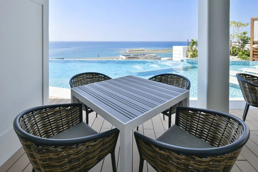 Lequ Okinawa Chatan Spa & Resort