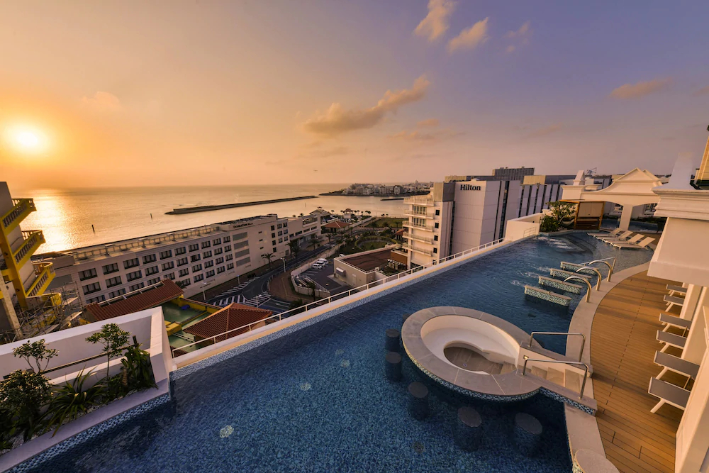 Lequ Okinawa Chatan Spa & Resort