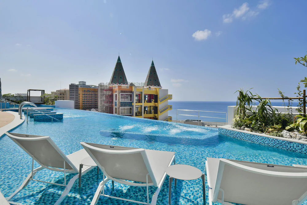 Lequ Okinawa Chatan Spa & Resort
