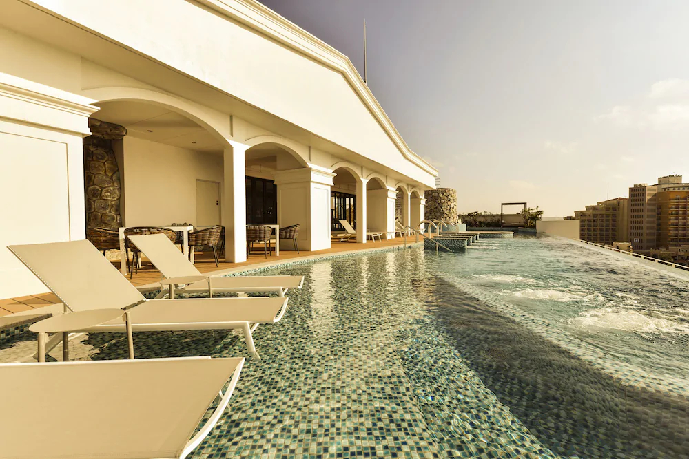 Lequ Okinawa Chatan Spa & Resort