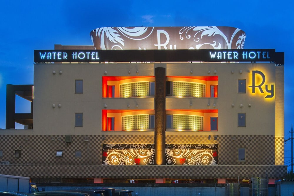 Water Hotel Ry-Adults Only