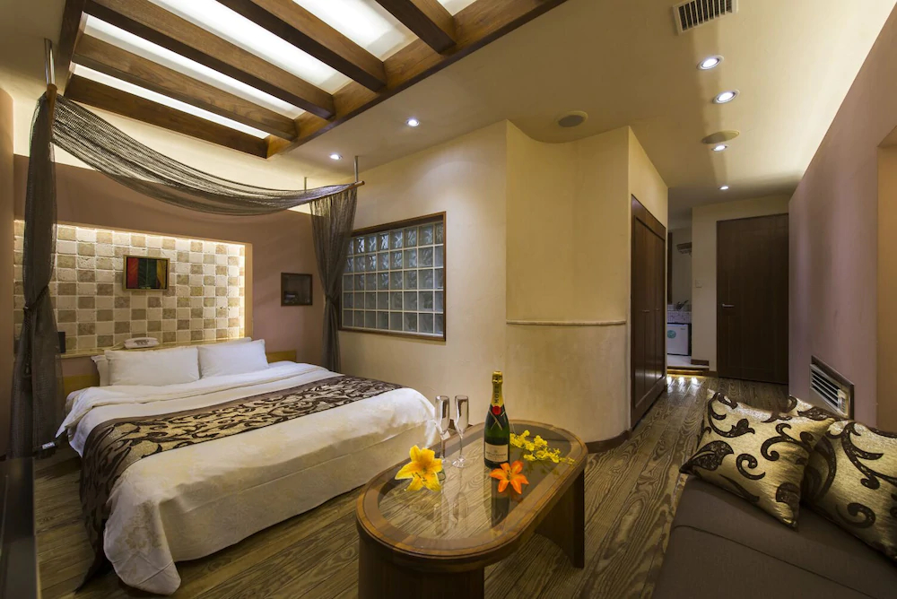 Water Hotel Ry-Adults Only