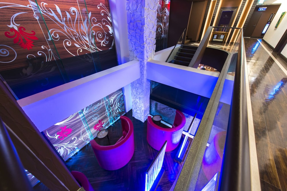 Water Hotel Ry-Adults Only