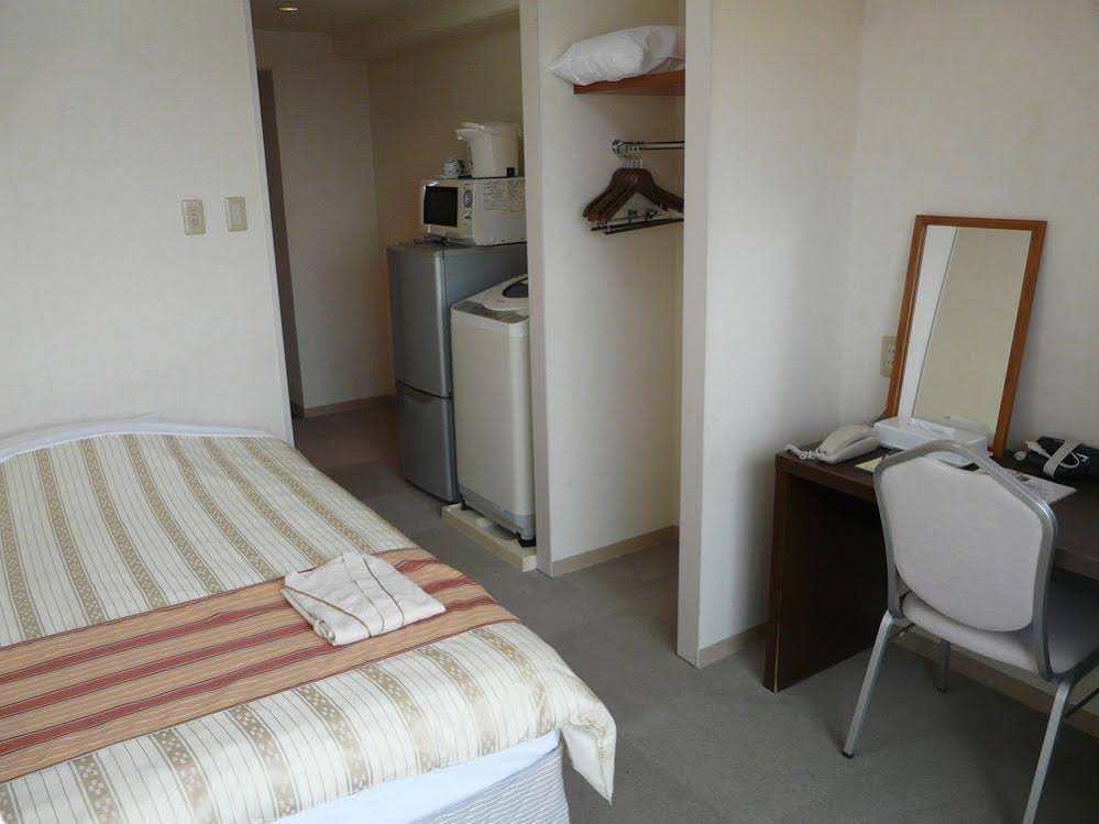 Hotel Peace Island Ishigaki In Yashima