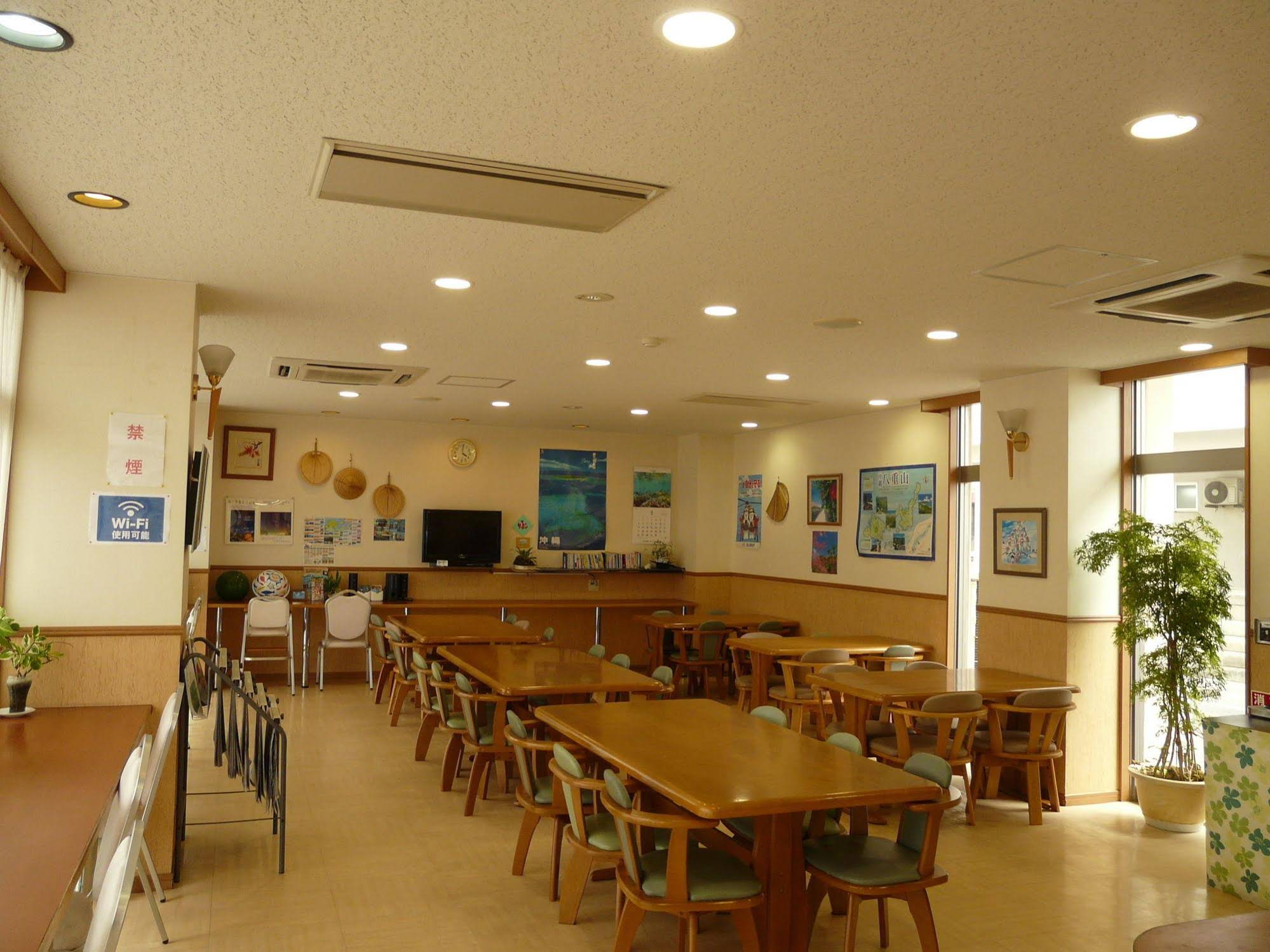 Hotel Peace Island Ishigaki In Yashima