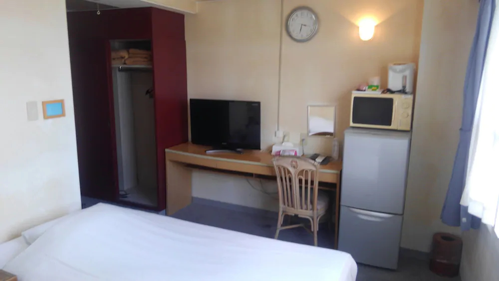 Hotel Peace Land Ishigaki