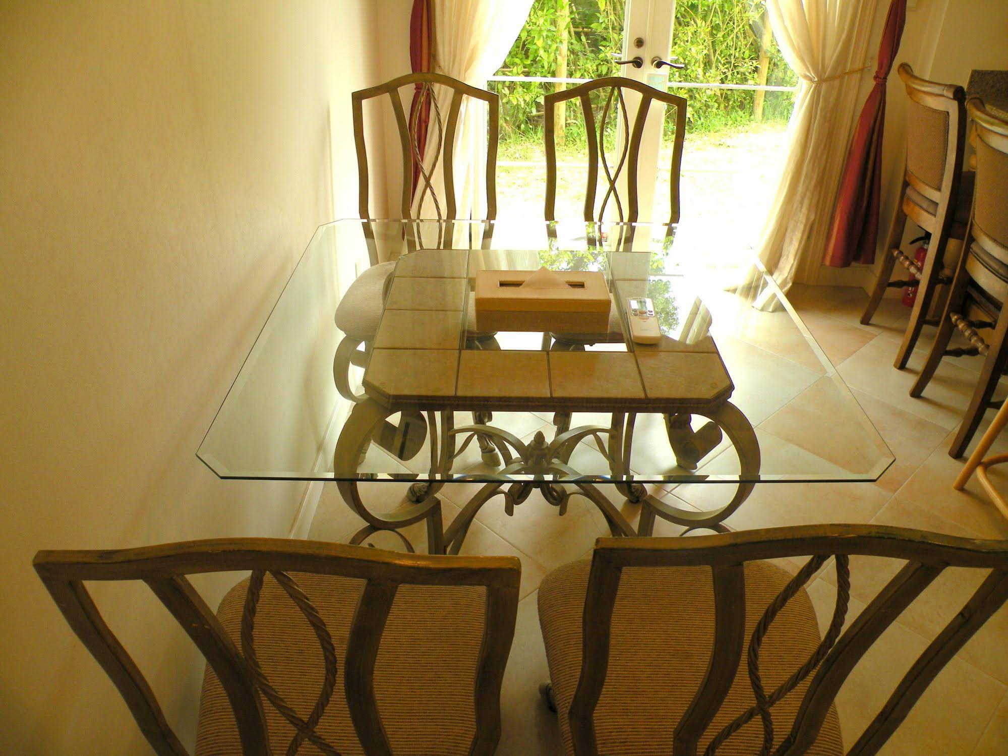 Okinawa Villa Geihinkan