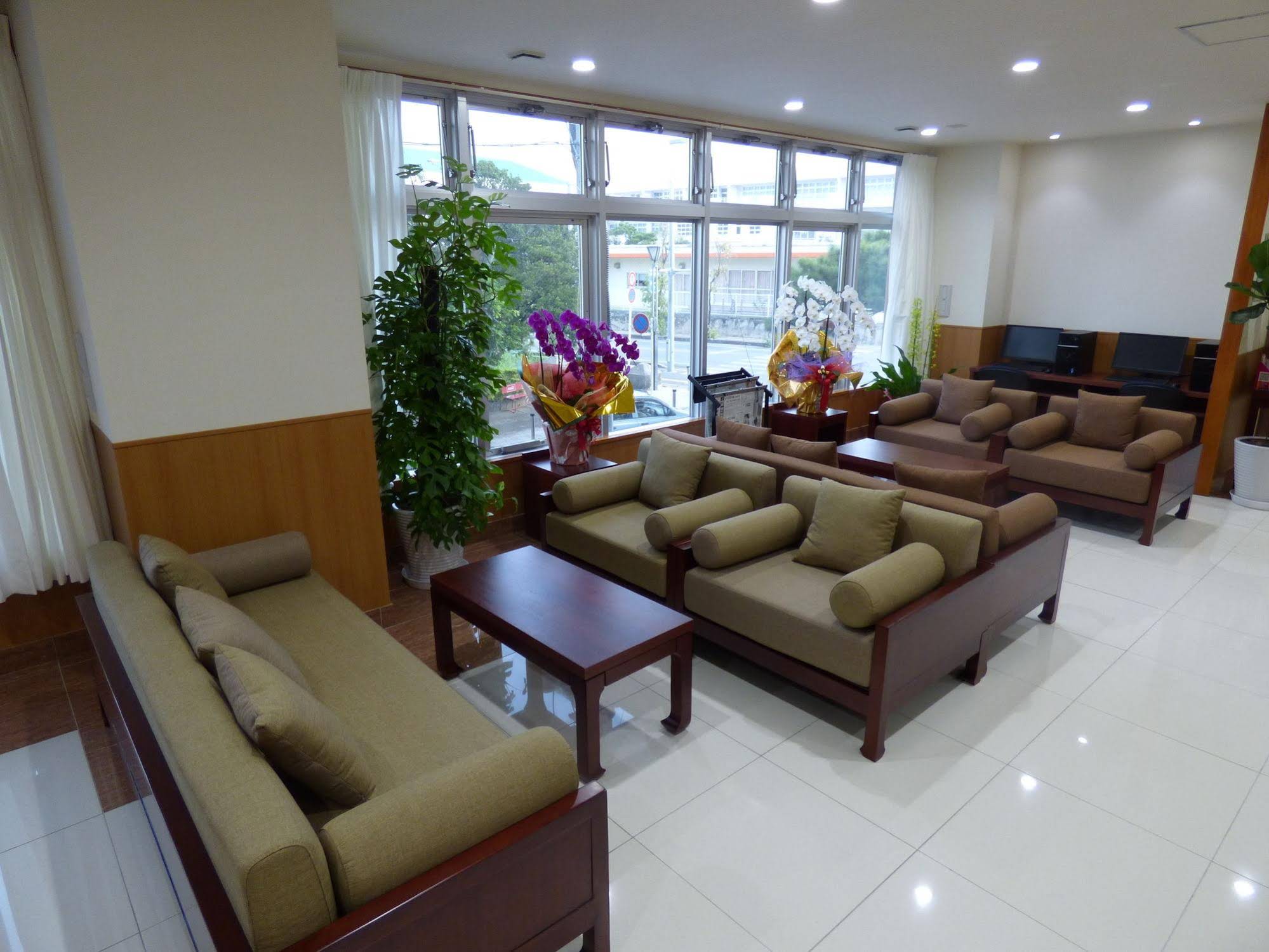 Hotel Peace Island Miyakojima City Hall Street