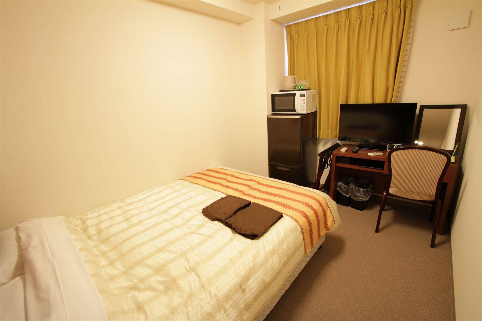 Hotel Peace Island Miyakojima City Hall Street