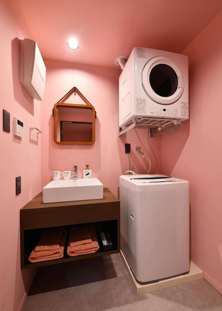 Hotel Pink Hibiscus