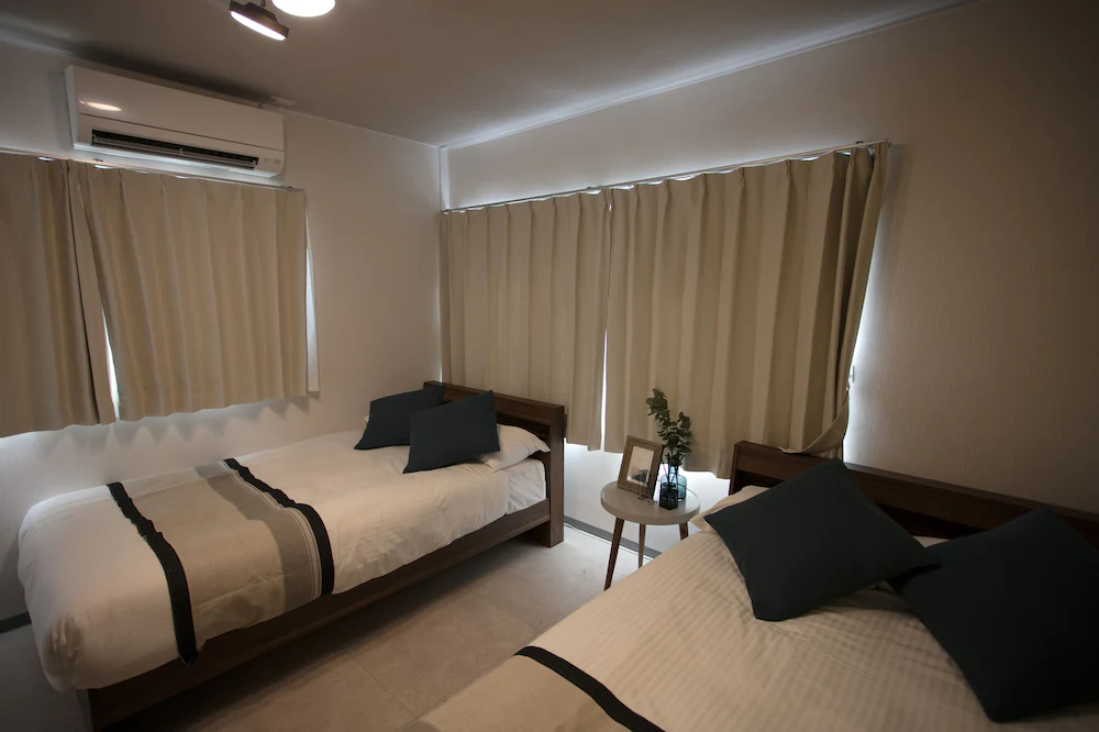 Newport Business Hotel