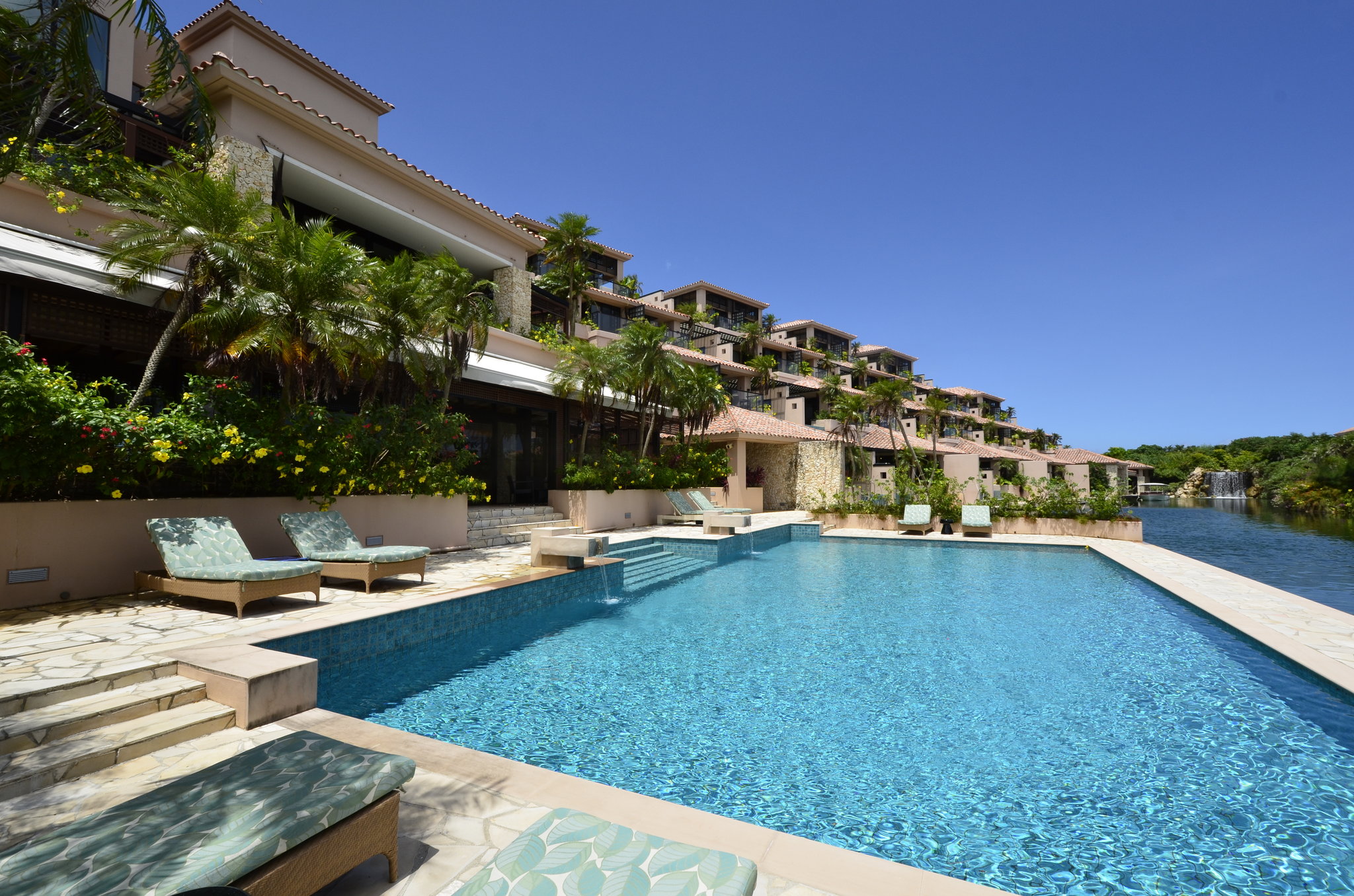 Shigira Bayside Suite Allamanda